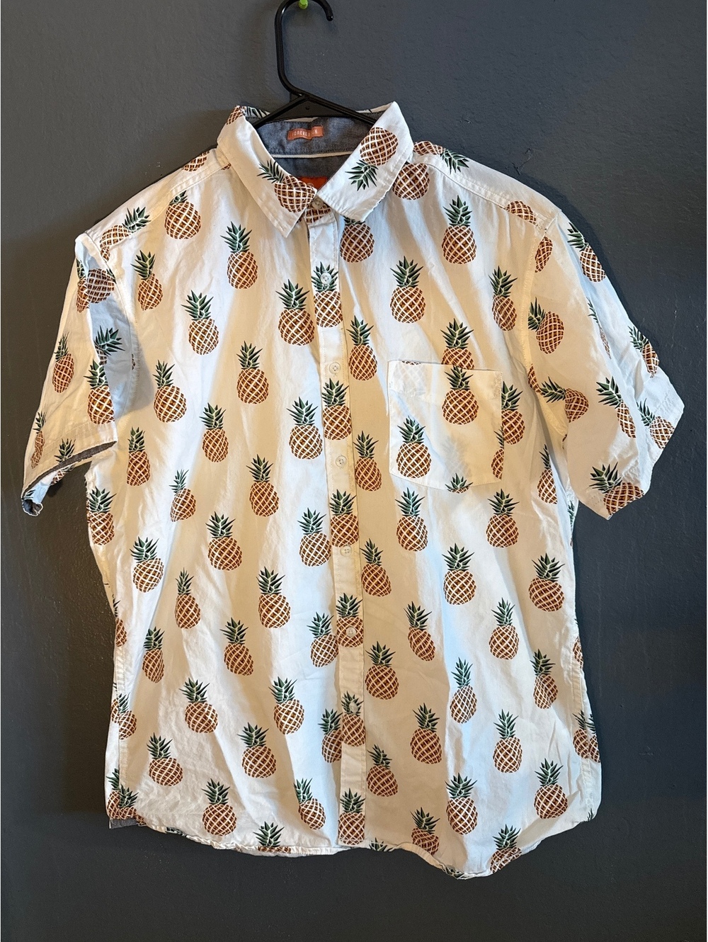 Free Planet Men's White Pineapple Print Short Sleeve Button-Up Shirt XL